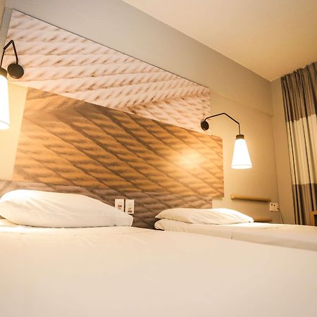 Отель Ibis Терезина Экстерьер фото