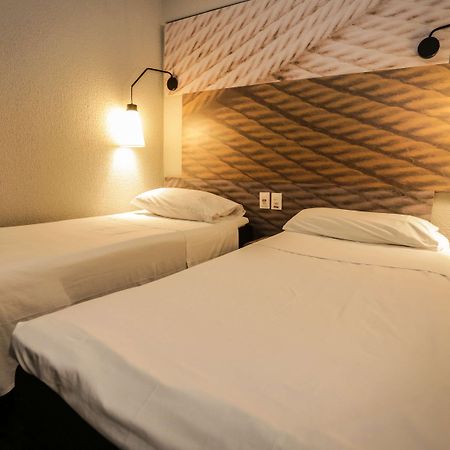 Отель Ibis Терезина Экстерьер фото