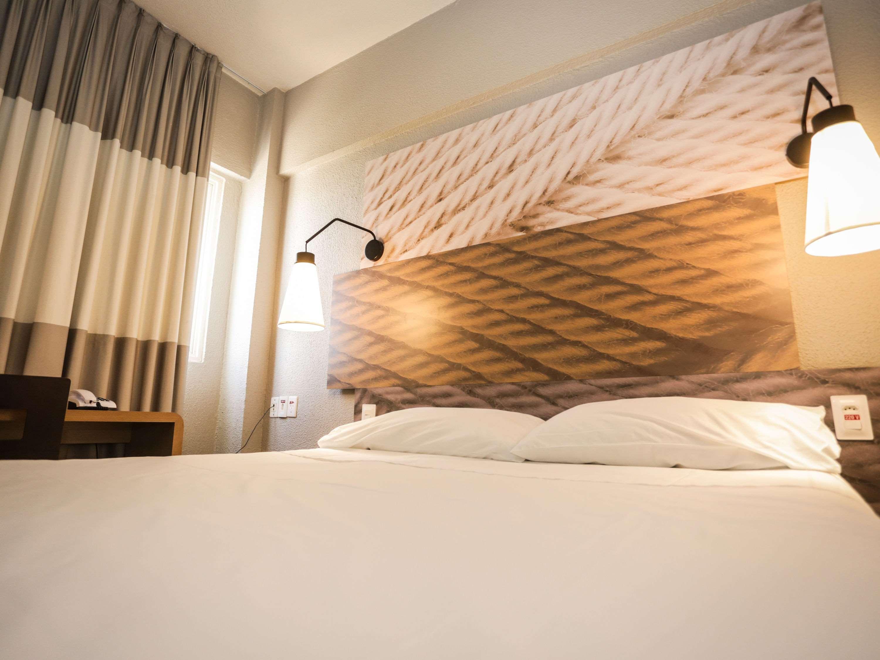 Отель Ibis Терезина Экстерьер фото