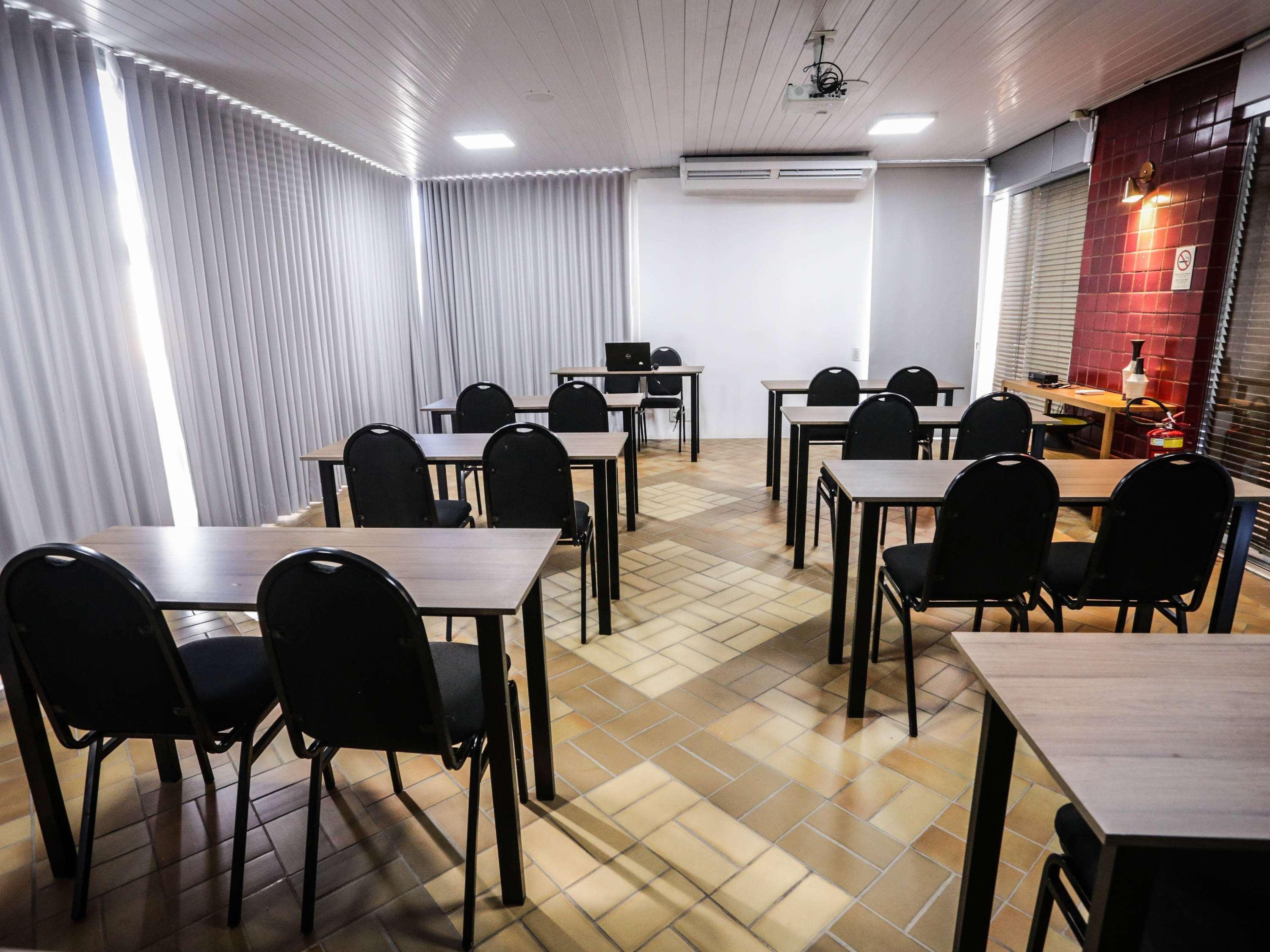 Отель Ibis Терезина Экстерьер фото